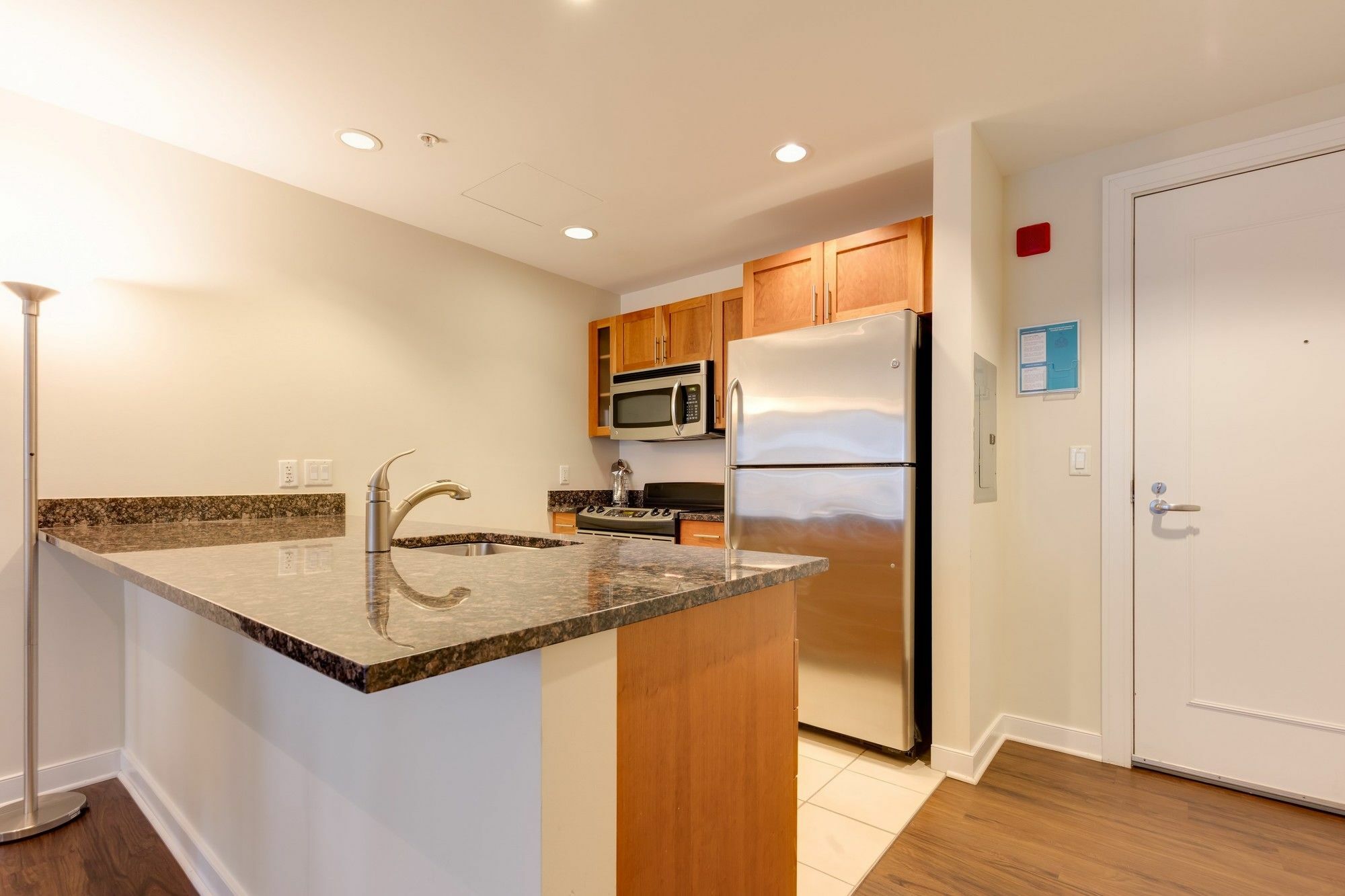 Global Luxury Suites Mass General Hospital 보스톤 외부 사진